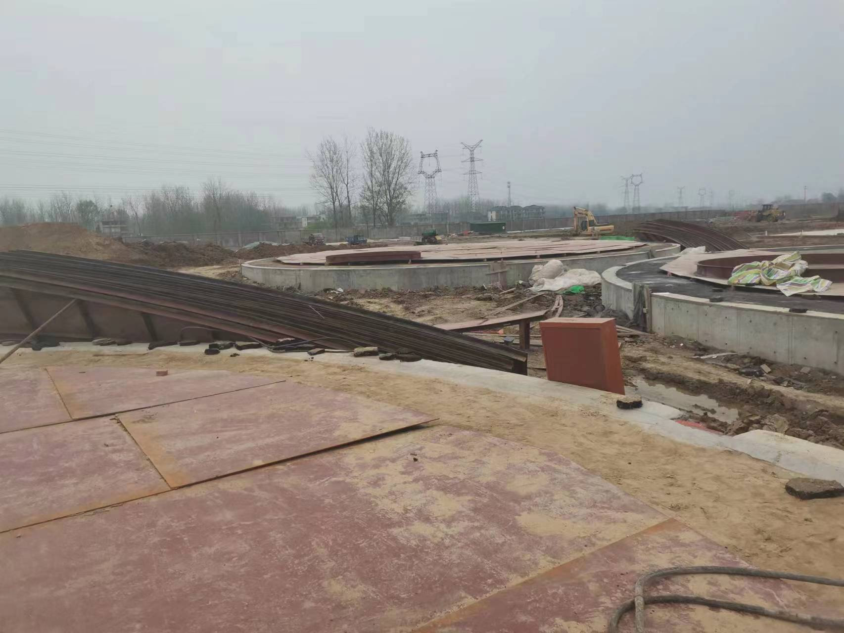 龙华山办事处顶管注浆